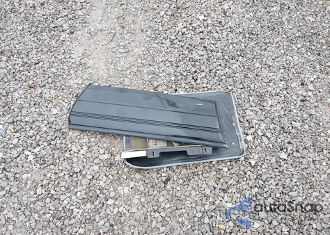 1995 Pontiac Bonneville Se z USA, uszkodzony, nr VIN 1G2HX52K2S4262452